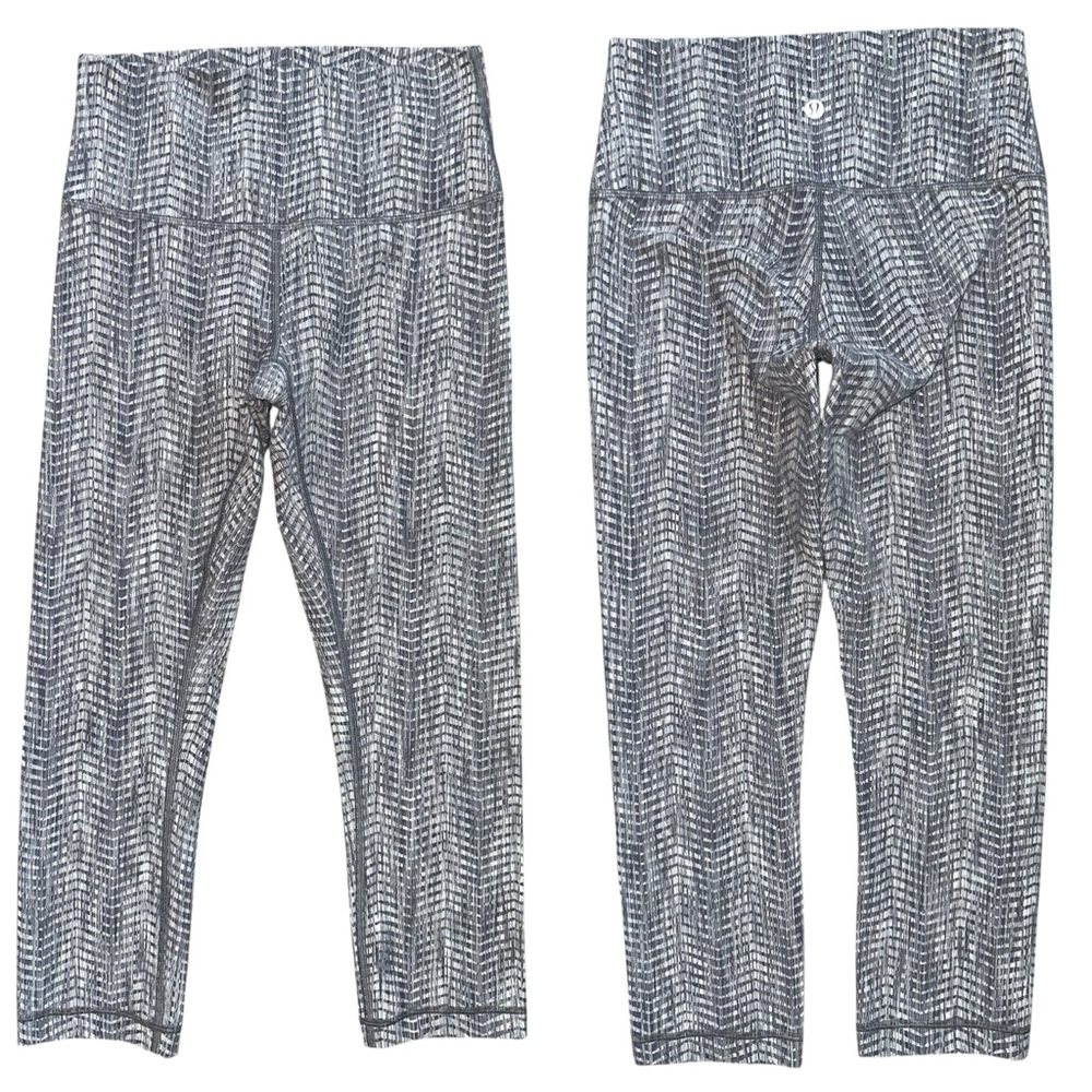 Lululemon Wunder Under Crop (High-Rise) *Full-On Luon 21" Gray & White Size 6